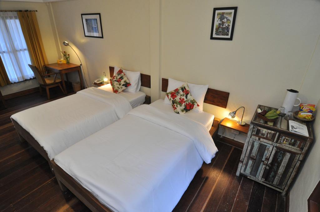 Pier 42 Boutique Resort & Spa Chalong Bagian luar foto